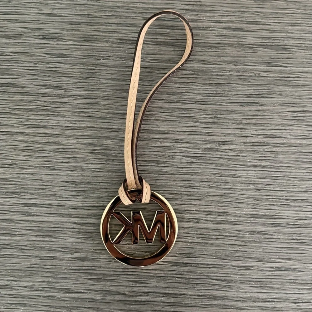 Michael Kors Medallion With Beige Leather Strap Bag‎ Accessory